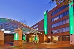 Holiday Inn Atlanta Perimeter Dunwoody, pet friendly hotel in Atlanta, Atlanta dogs allowed hotels